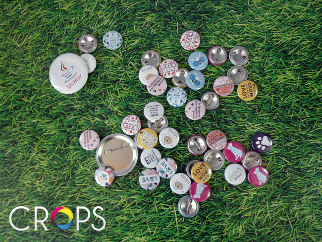 Брандиране на значки