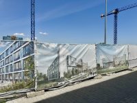 Рекламни пана и табели за огради