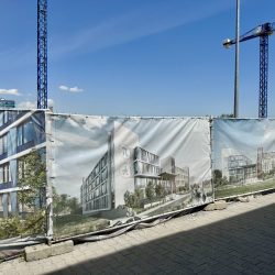 Рекламни пана и табели за огради