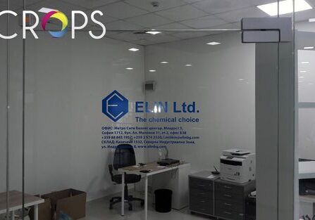 Брандиране на витрини 14