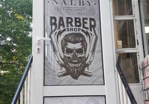 Брандиране на витрини 28